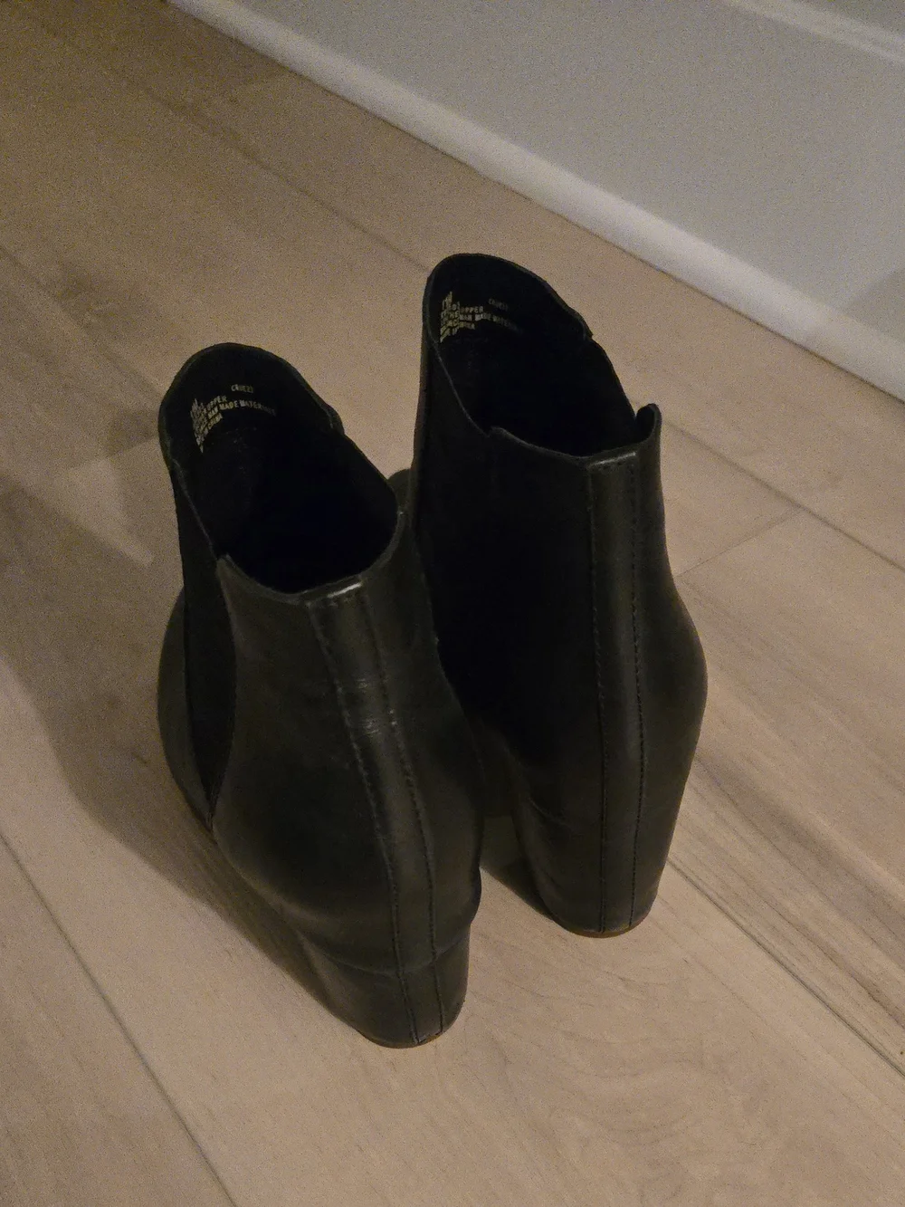 Kork-Ease sleek black